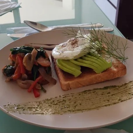 Image alt description