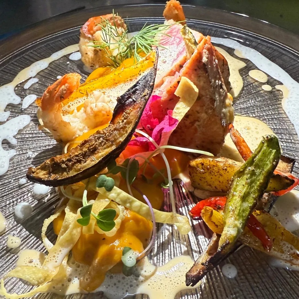 Image alt description