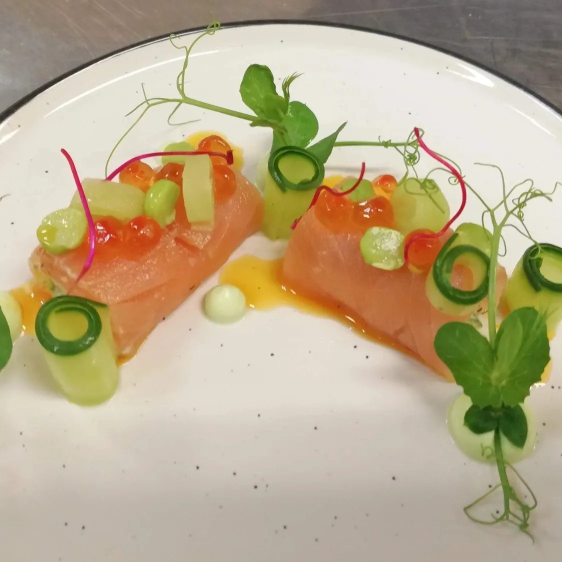 Image alt description