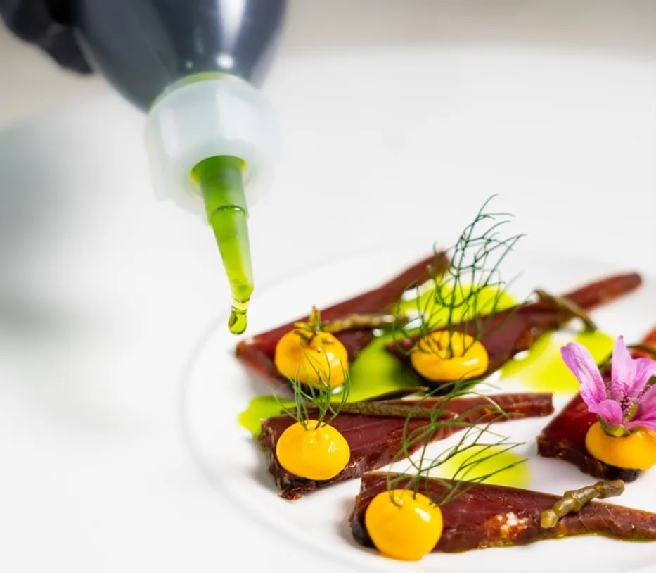 Image alt description