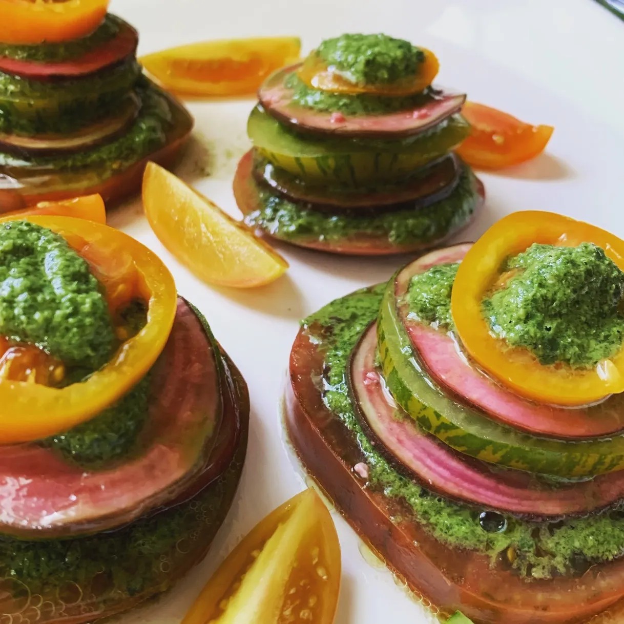 Image alt description