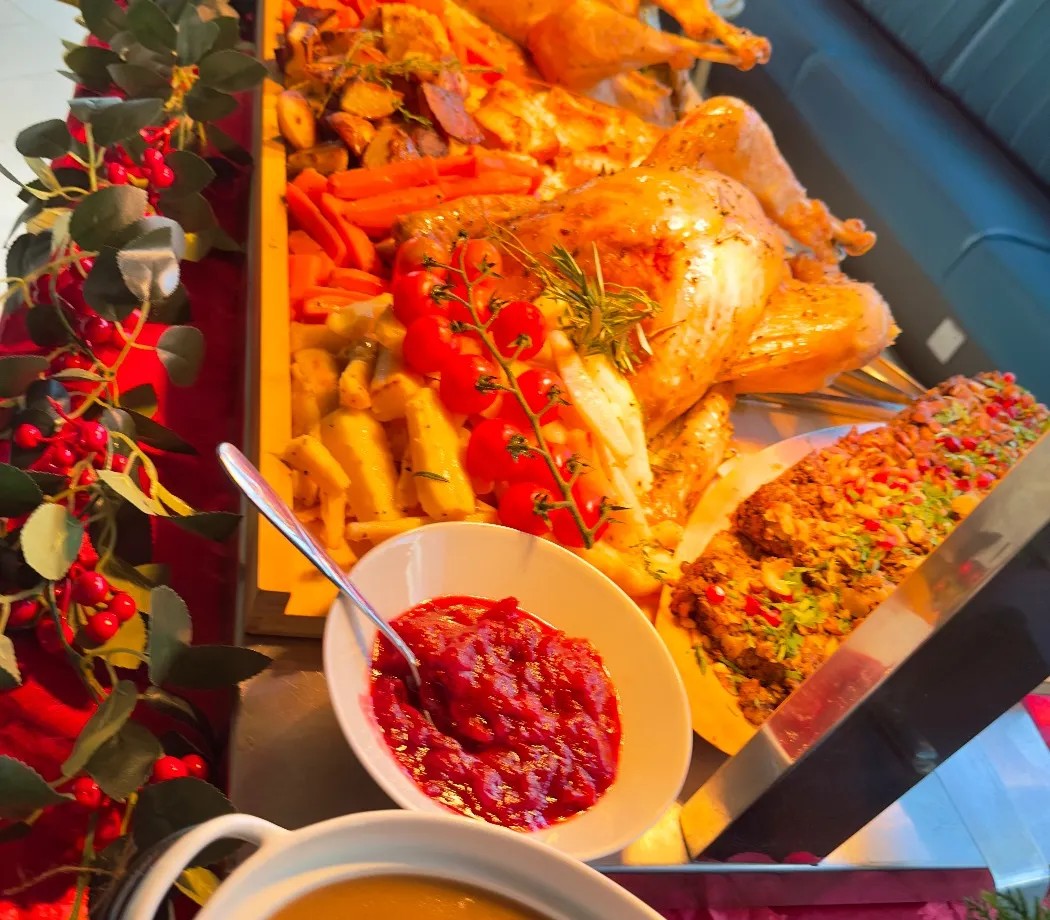 Image alt description