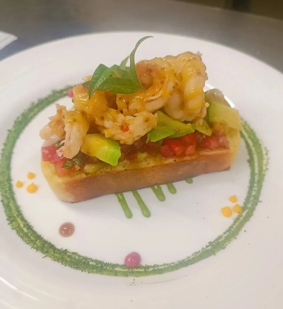 Image alt description