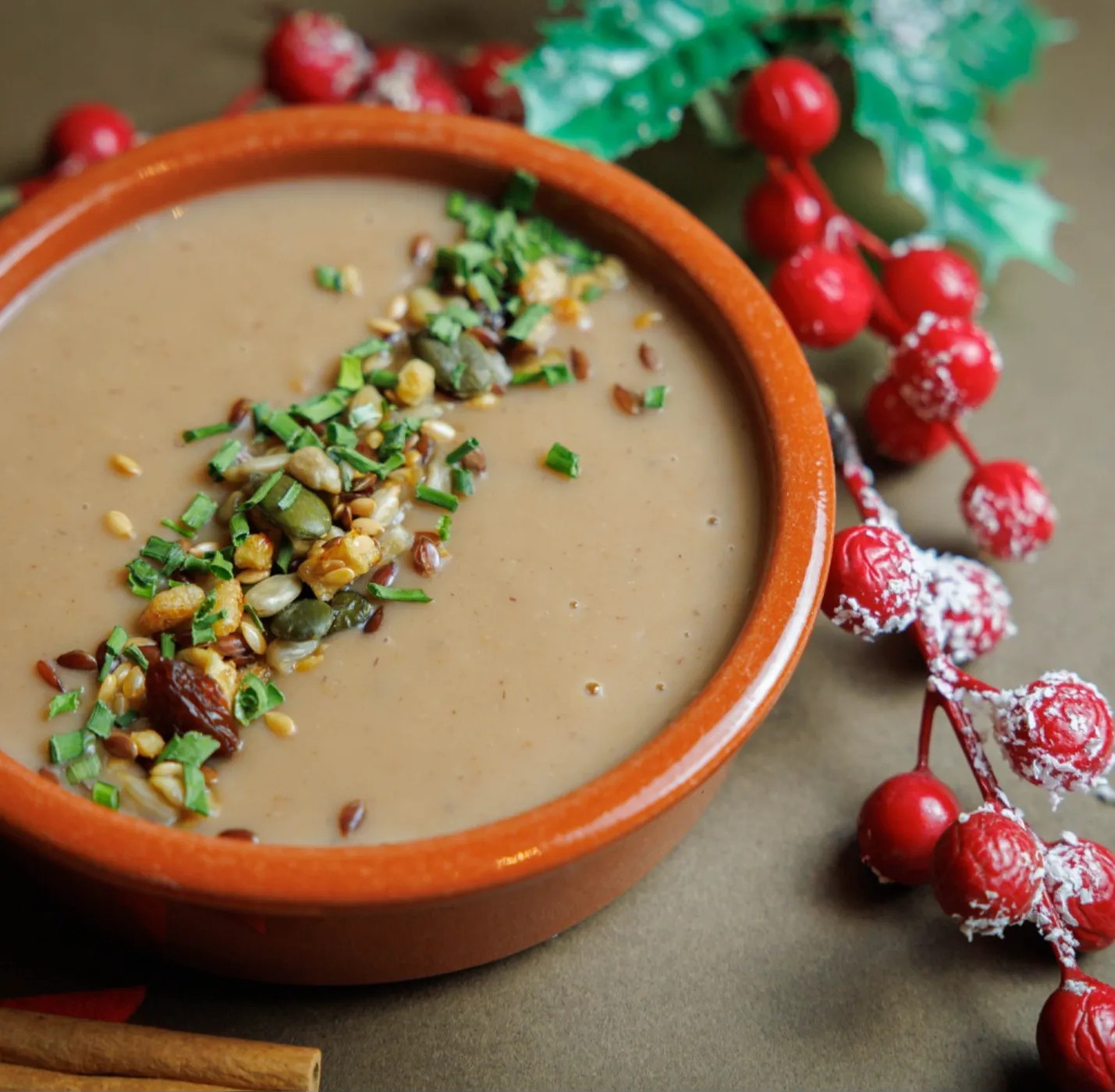 Image alt description