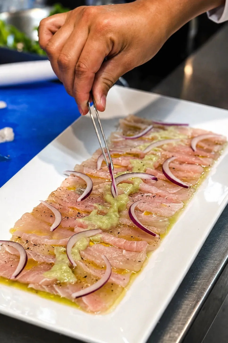 Image alt description