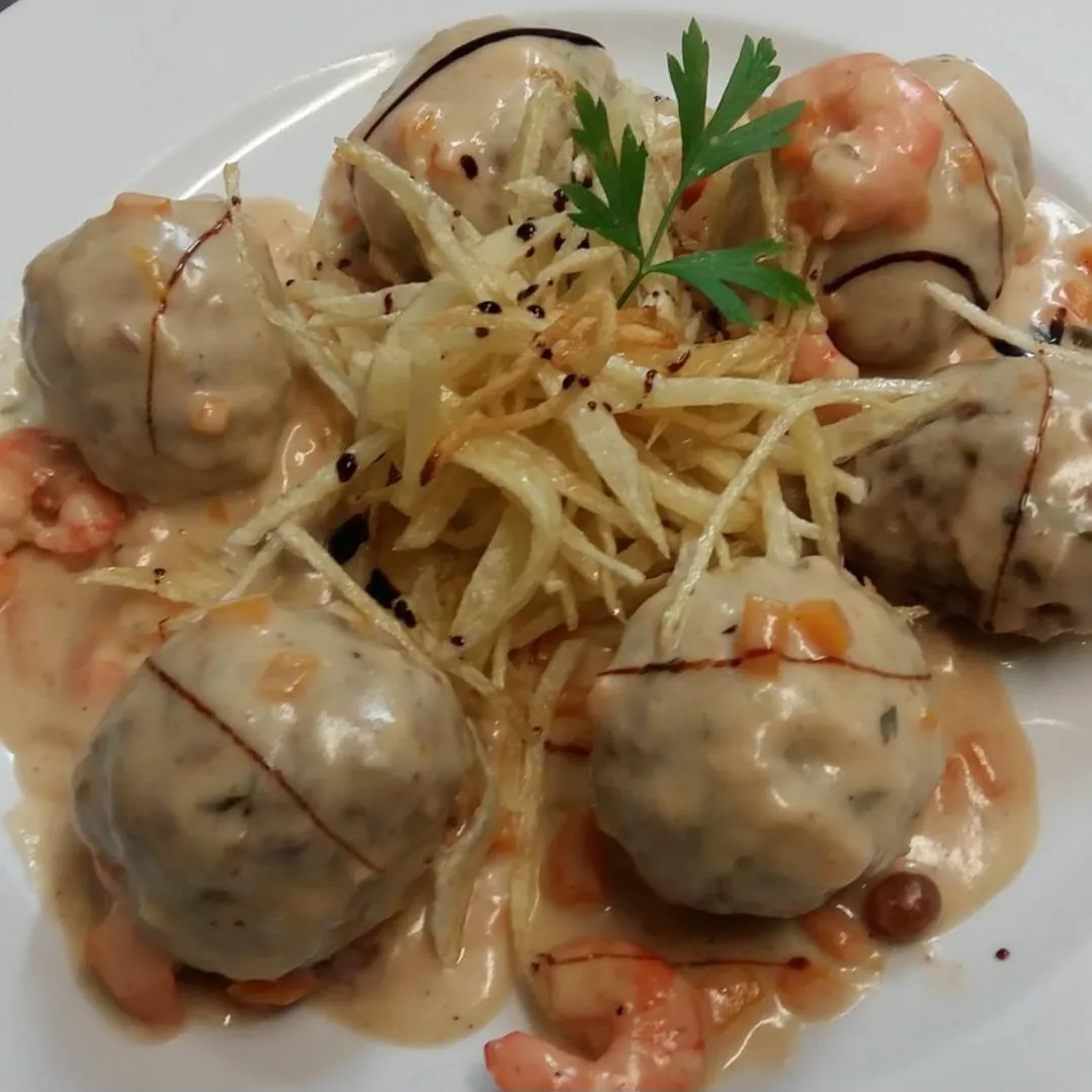 Image alt description