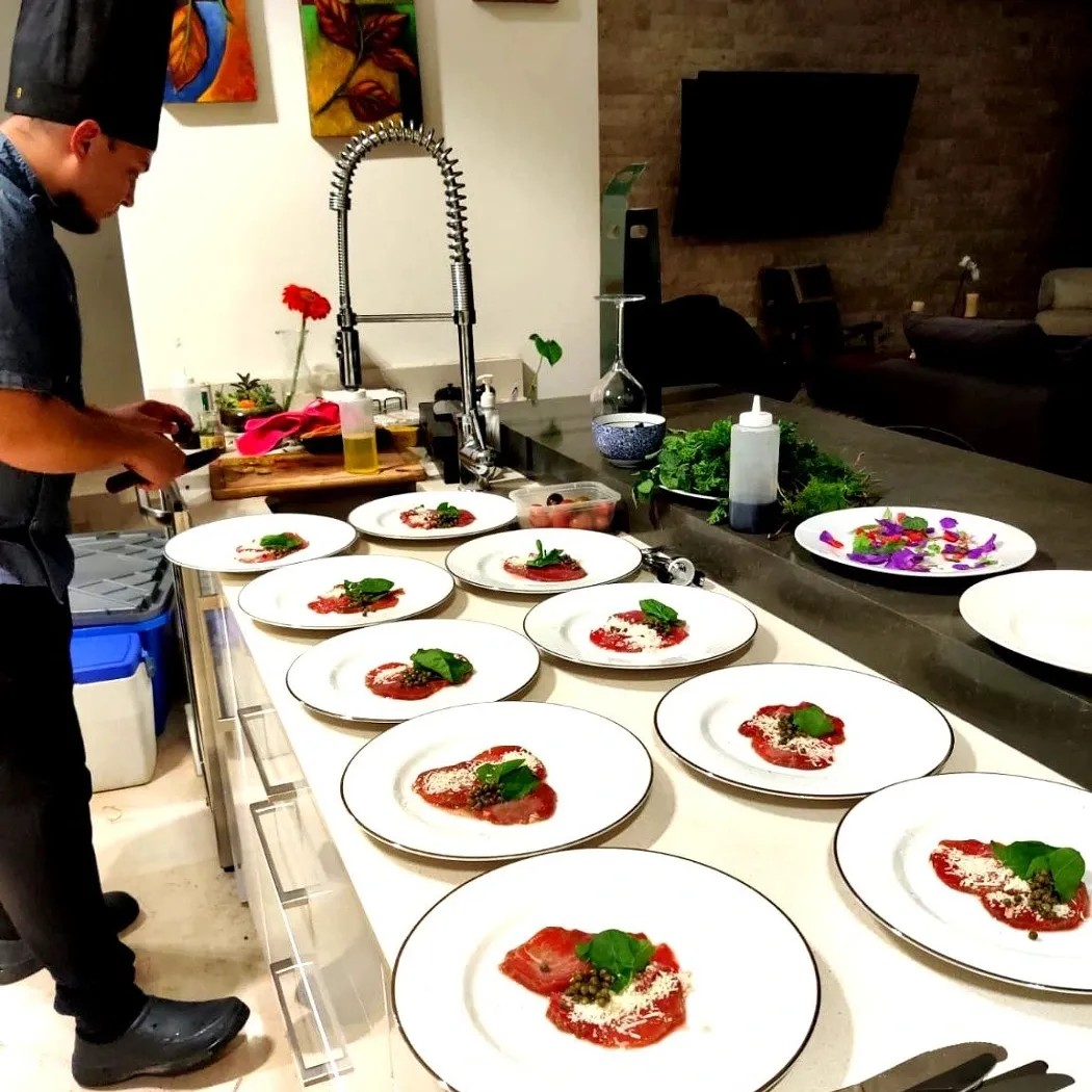 Image alt description