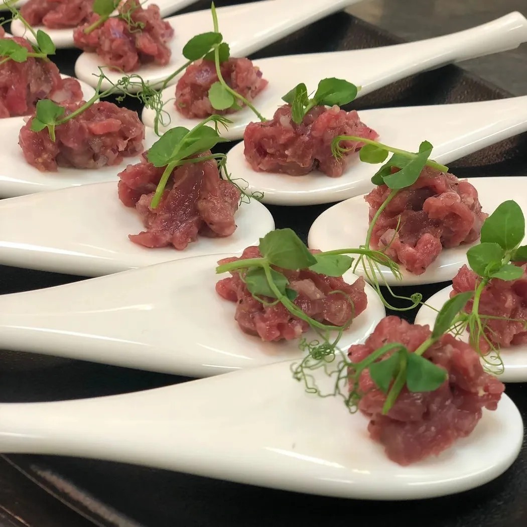 Image alt description