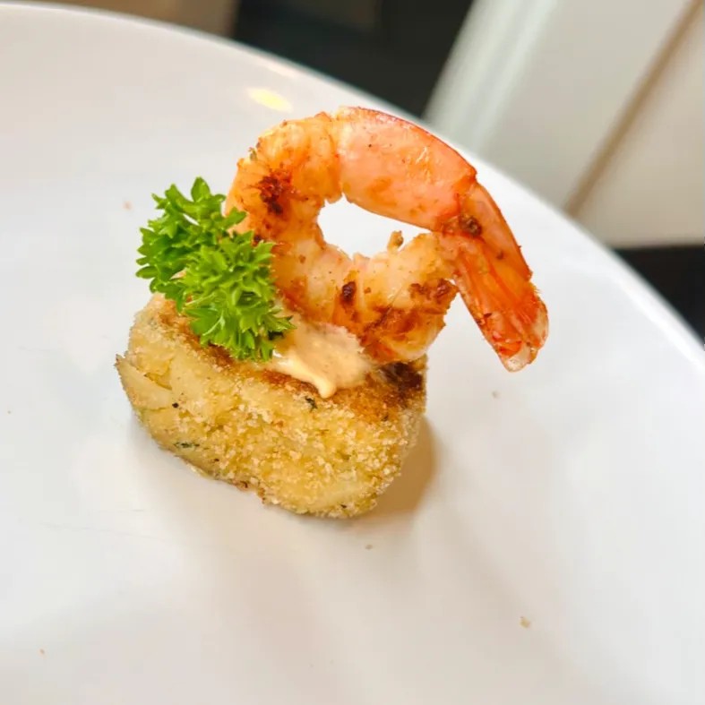 Image alt description