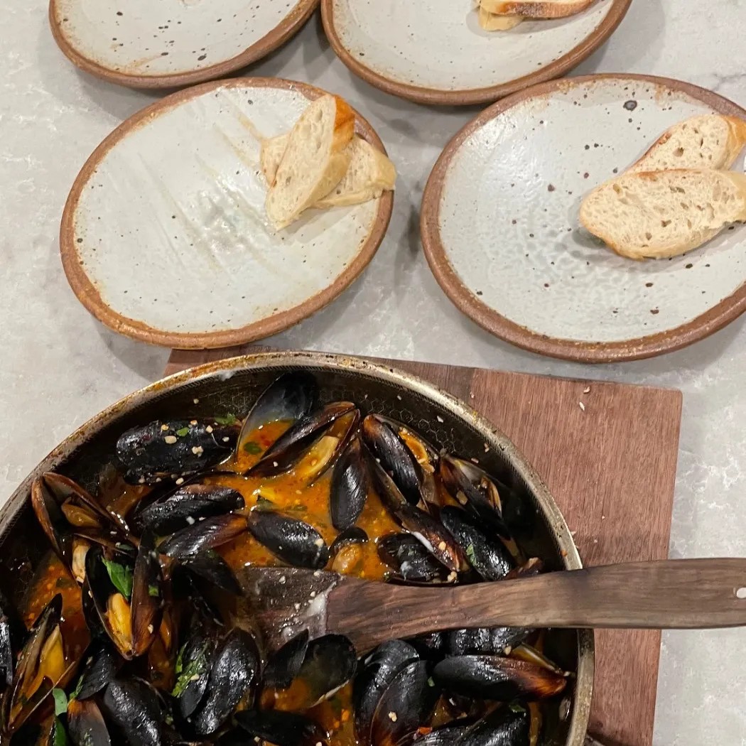 Image alt description