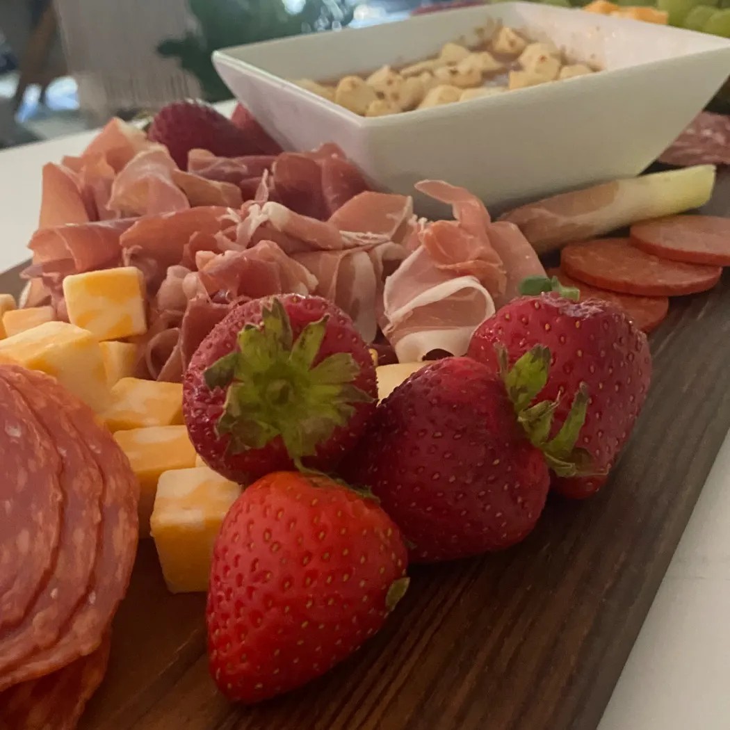 Image alt description