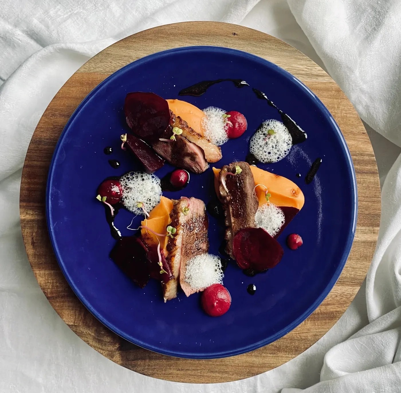 Image alt description