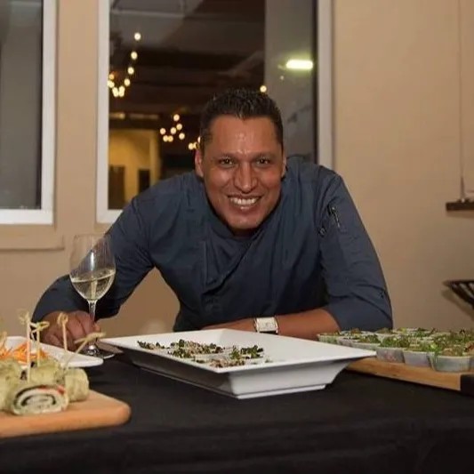 Image alt description