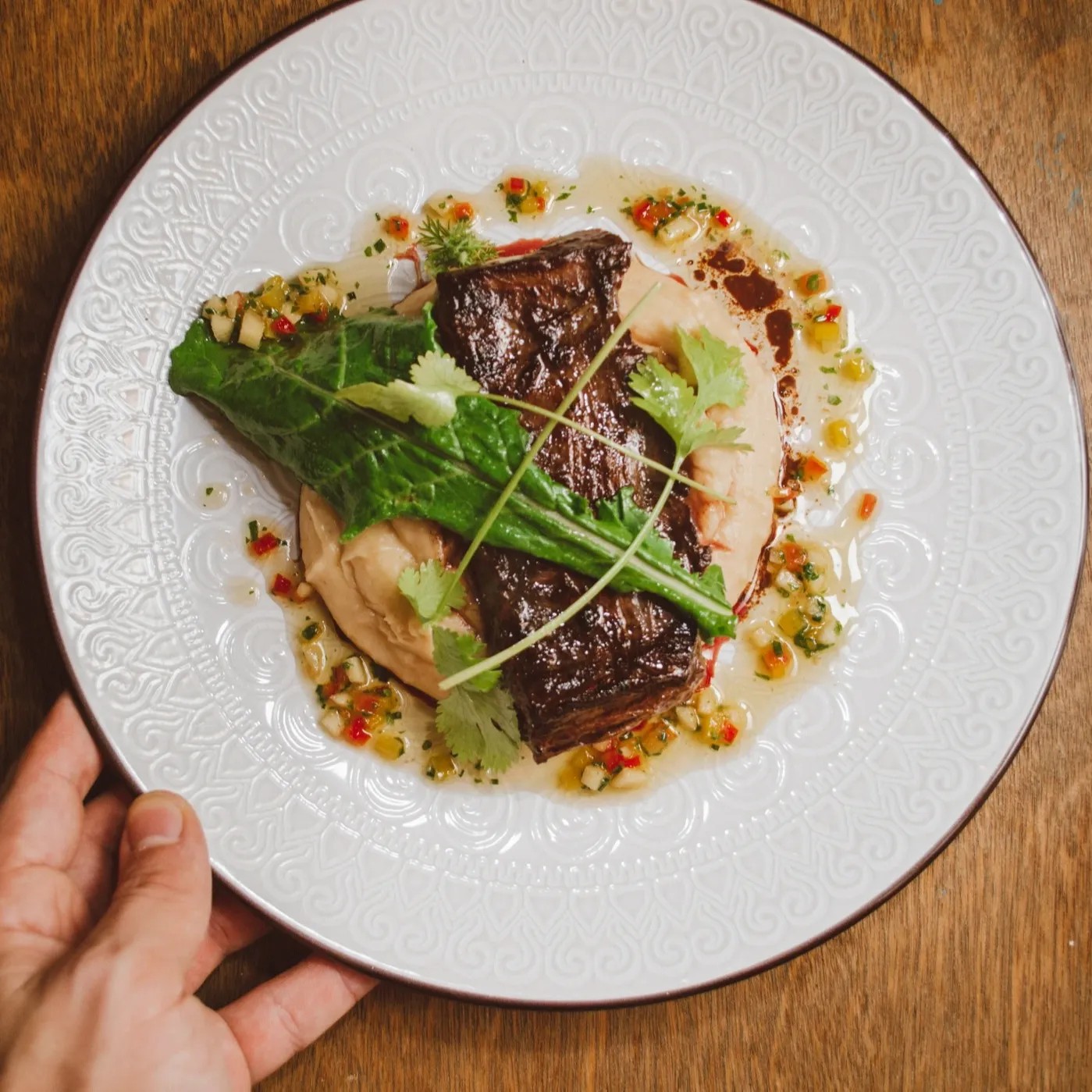 Image alt description