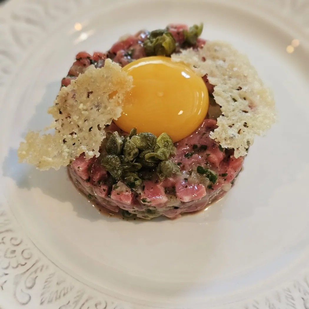 Image alt description