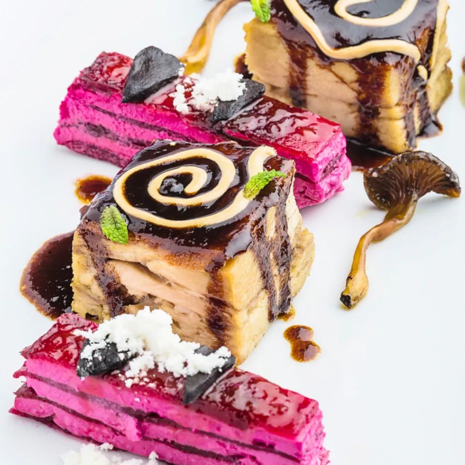 Image alt description