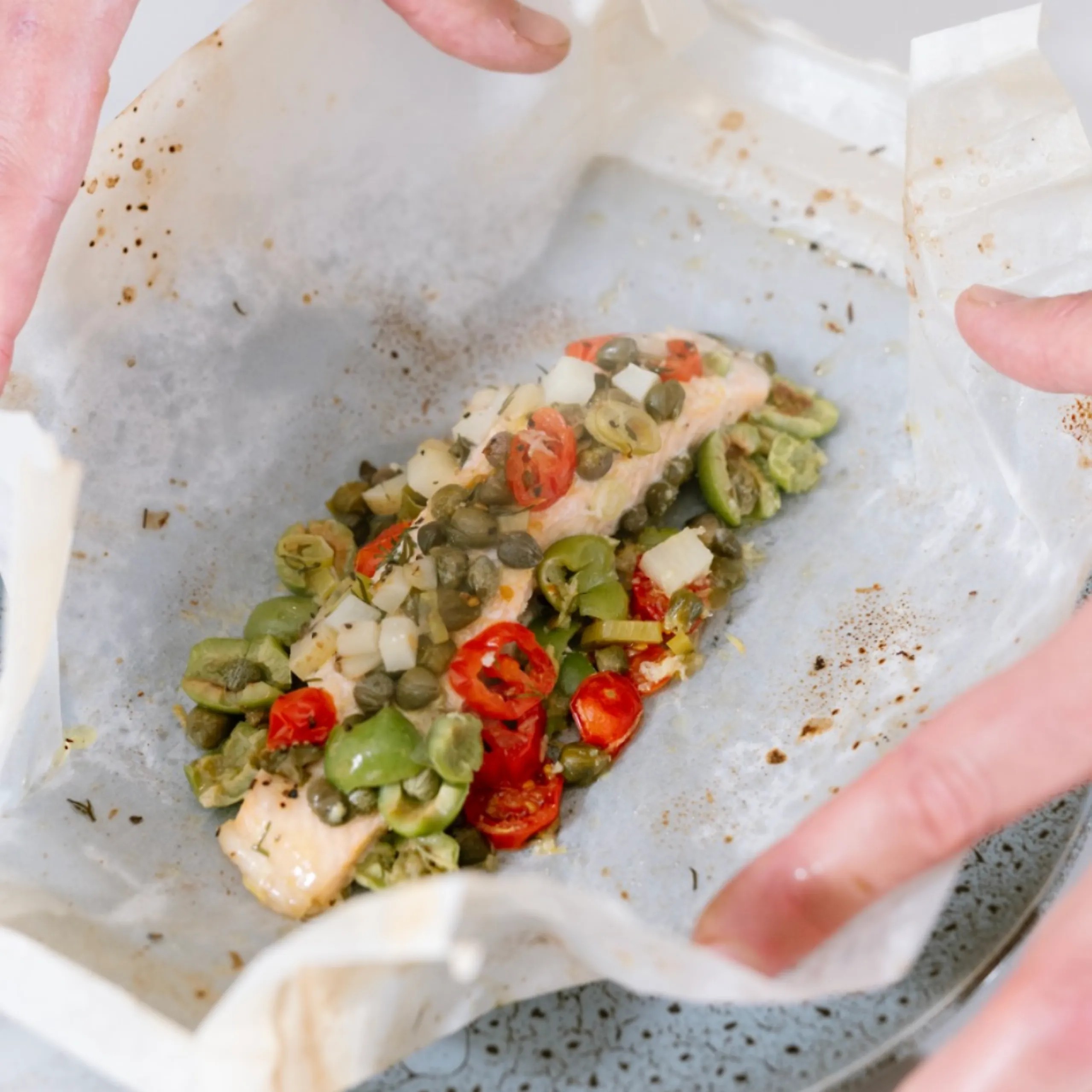 Image alt description