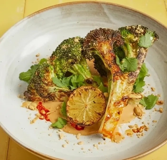 Image alt description