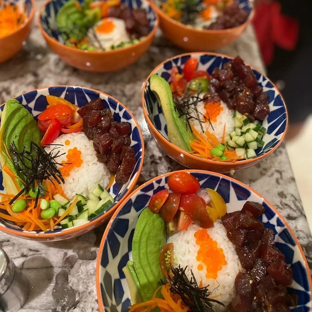 Image alt description