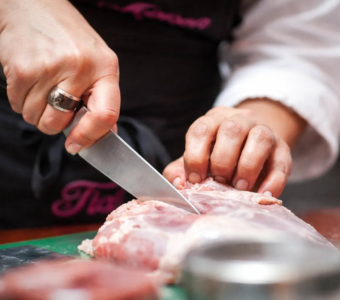 Image alt description