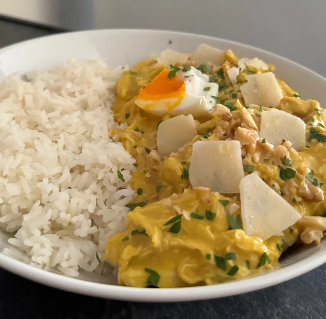 Image alt description