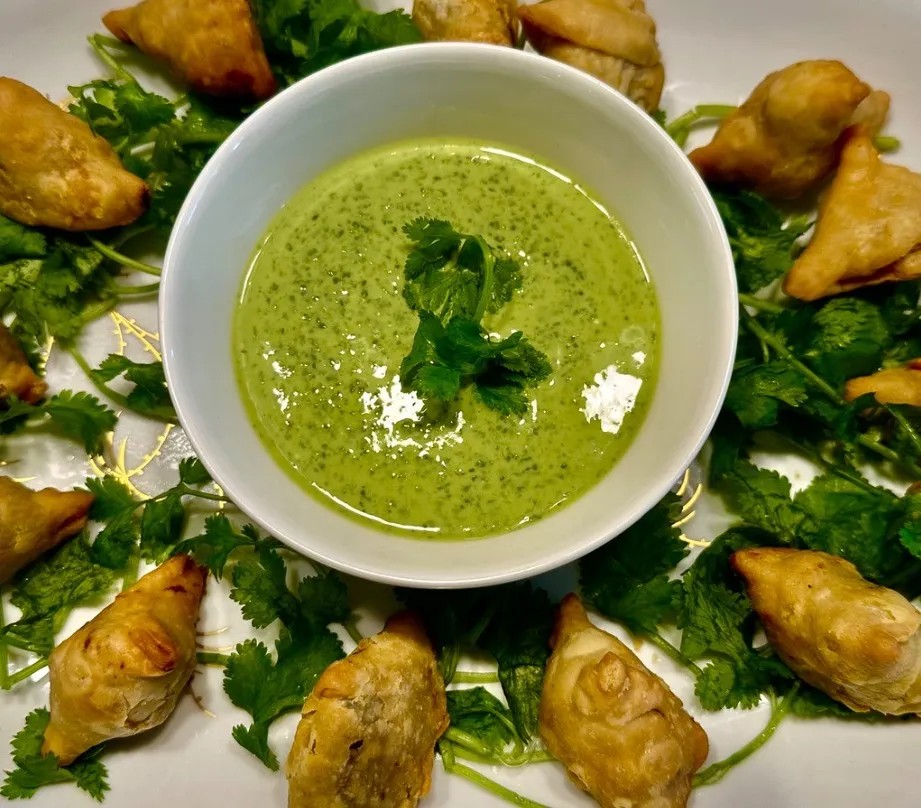 Image alt description