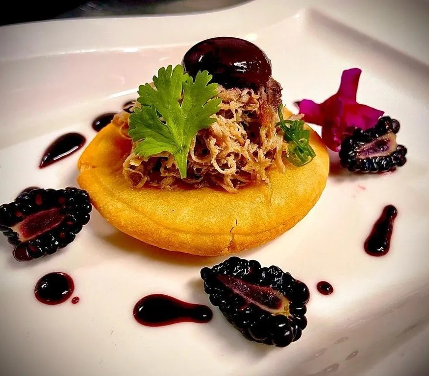 Image alt description