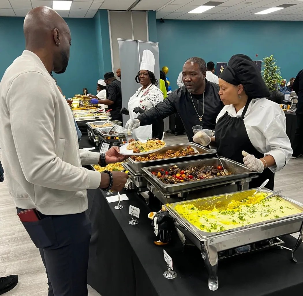 Image alt description