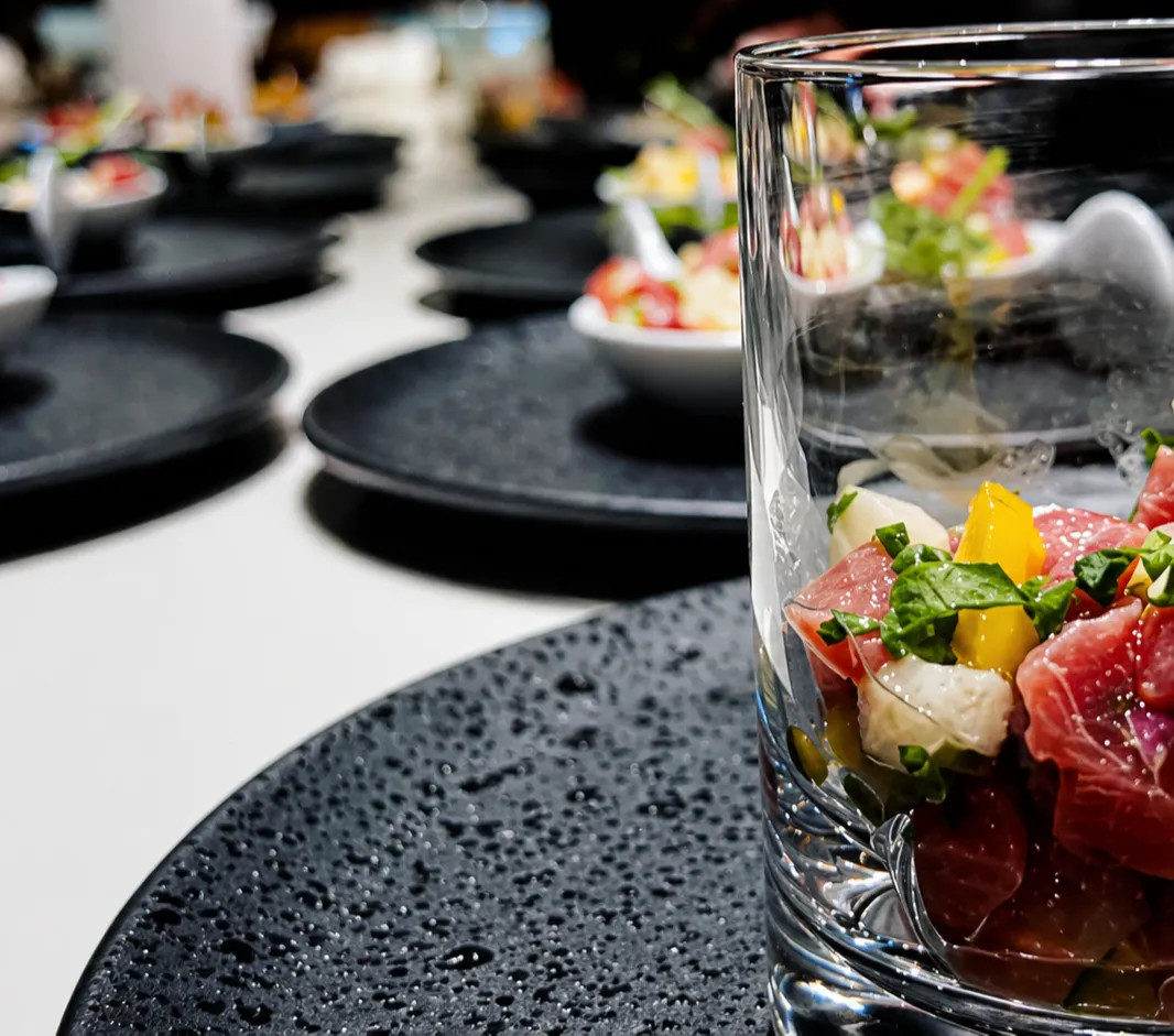 Image alt description