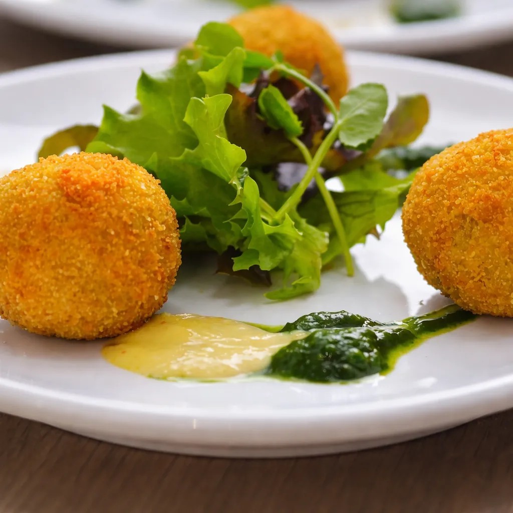 Image alt description