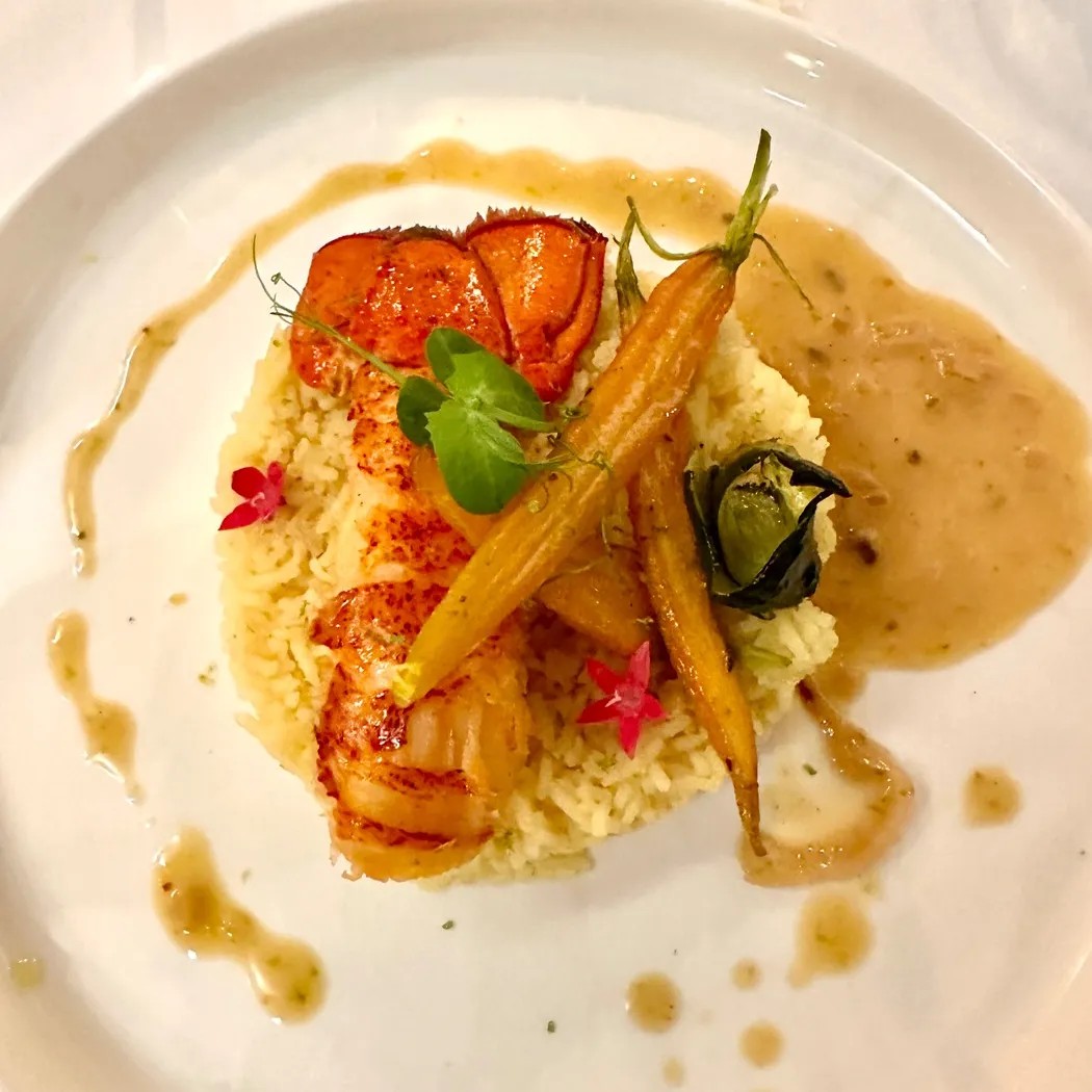 Image alt description