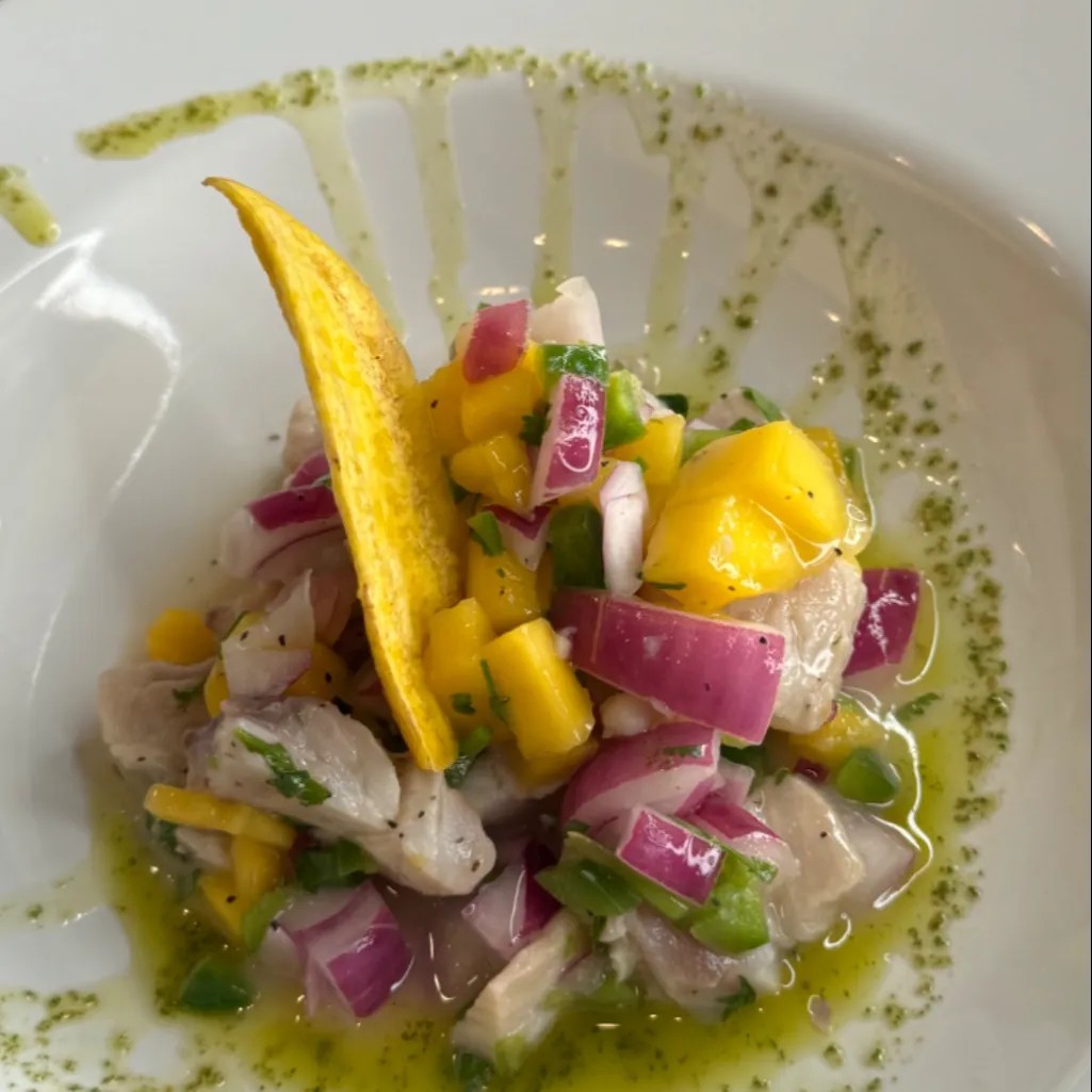 Image alt description