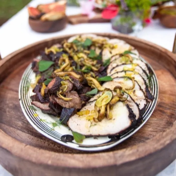 Image alt description