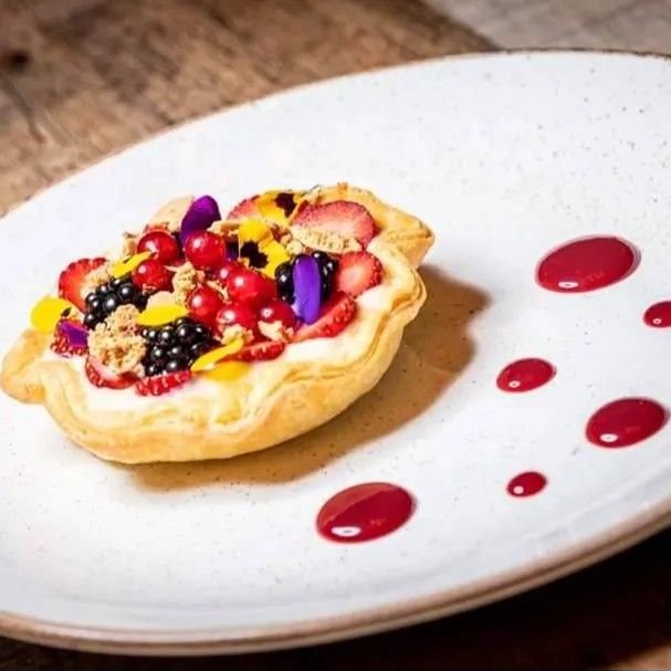 Image alt description