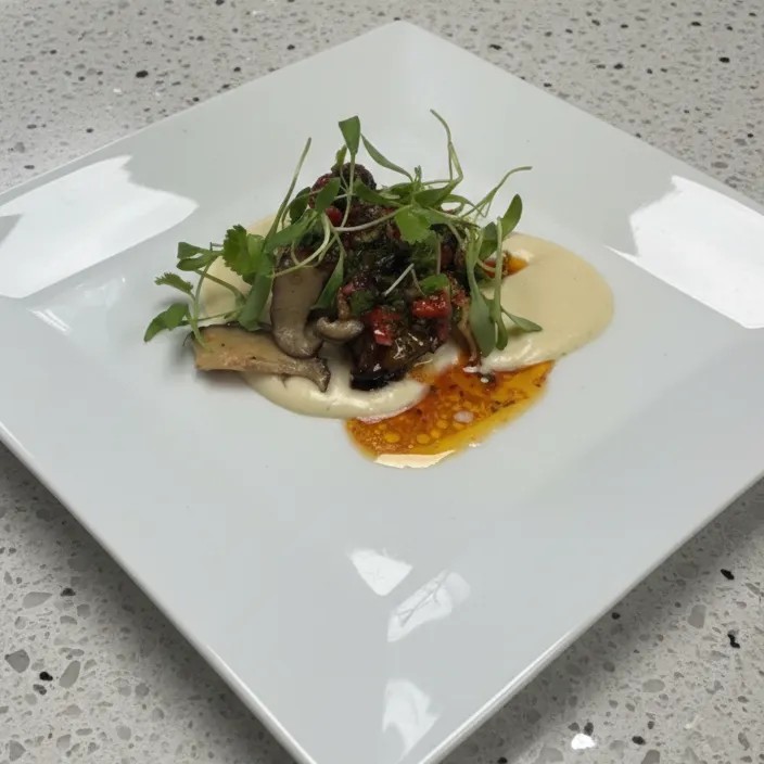 Image alt description