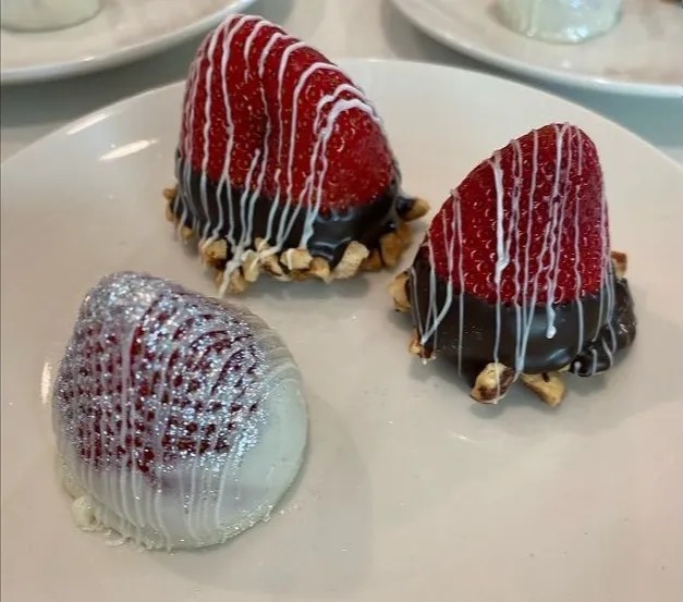 Image alt description