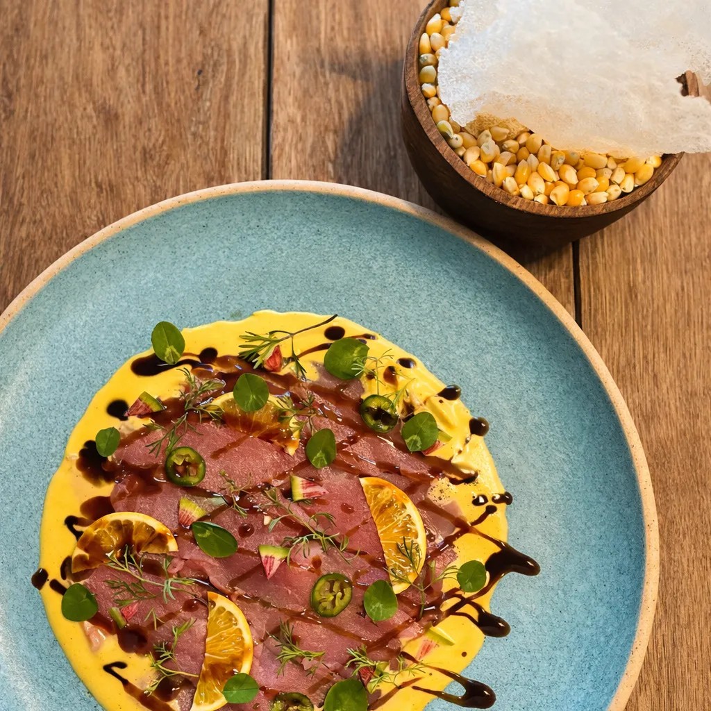 Image alt description