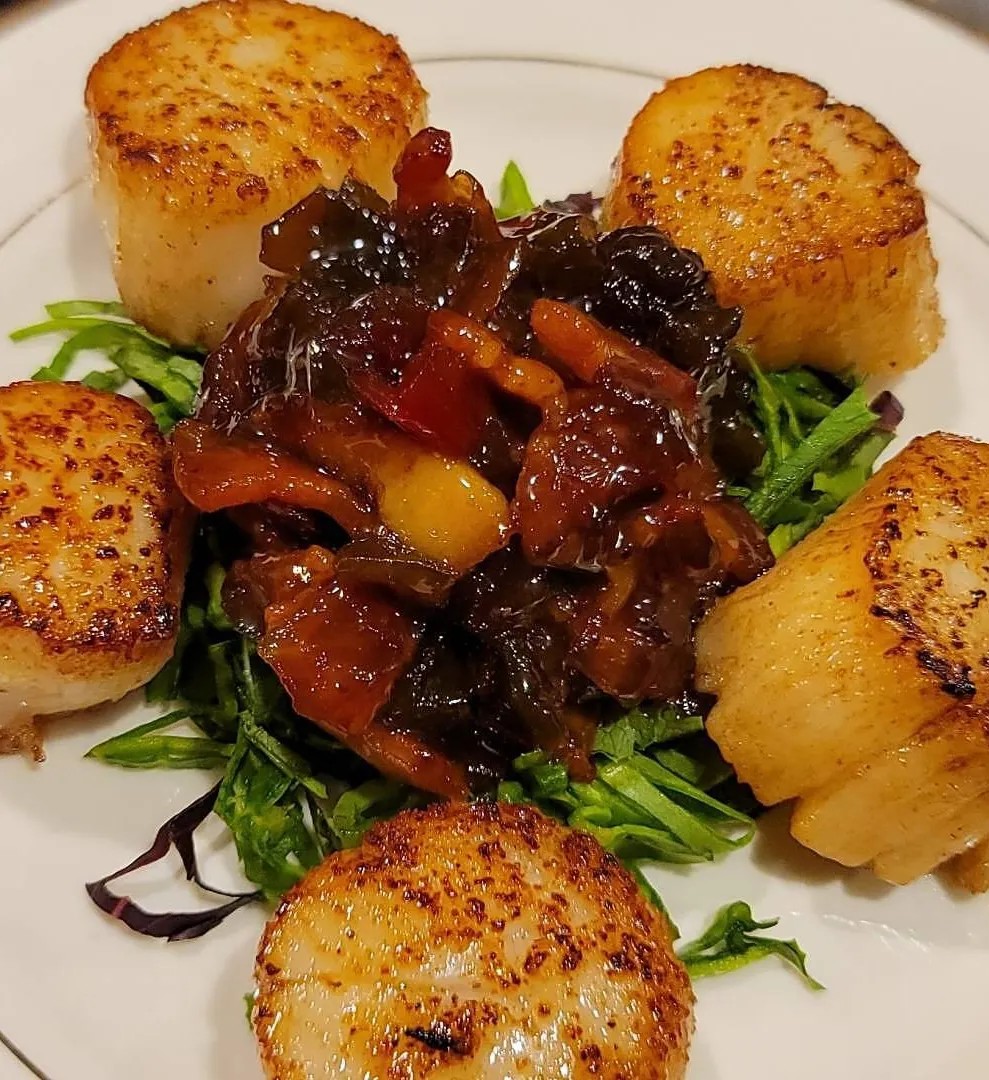 Image alt description