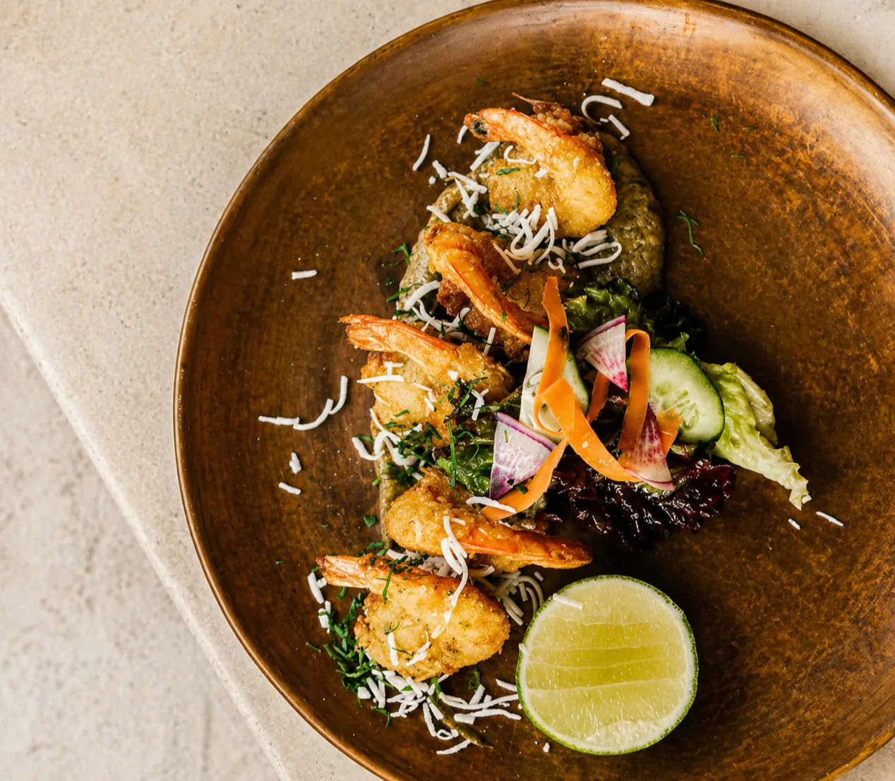 Image alt description