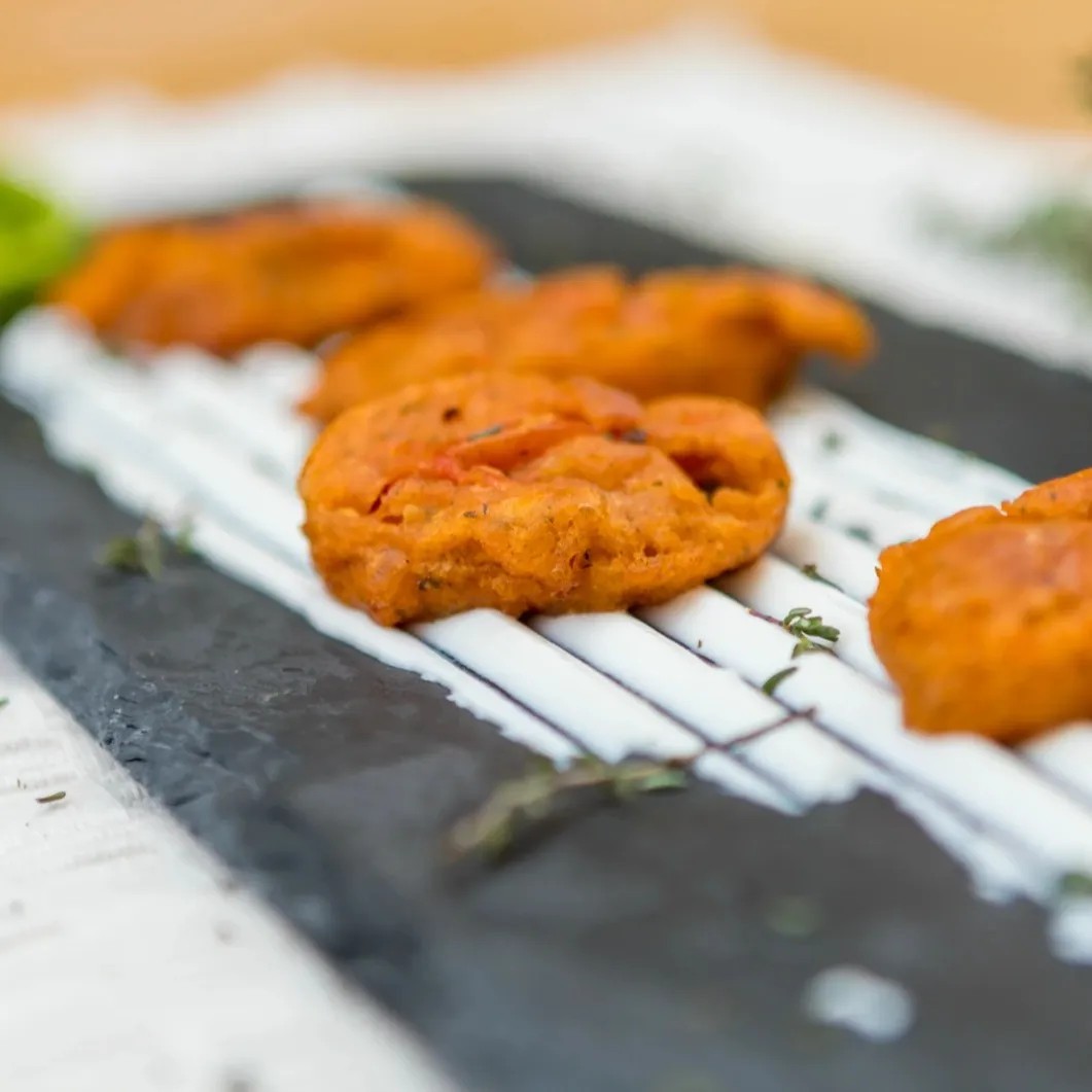 Image alt description