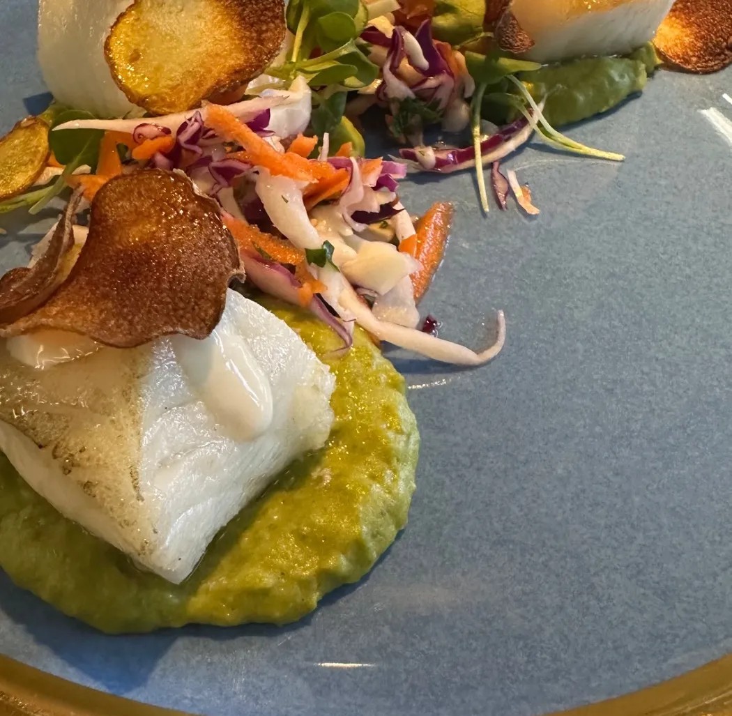 Image alt description