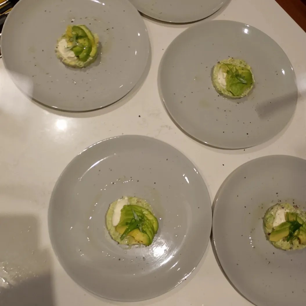 Image alt description