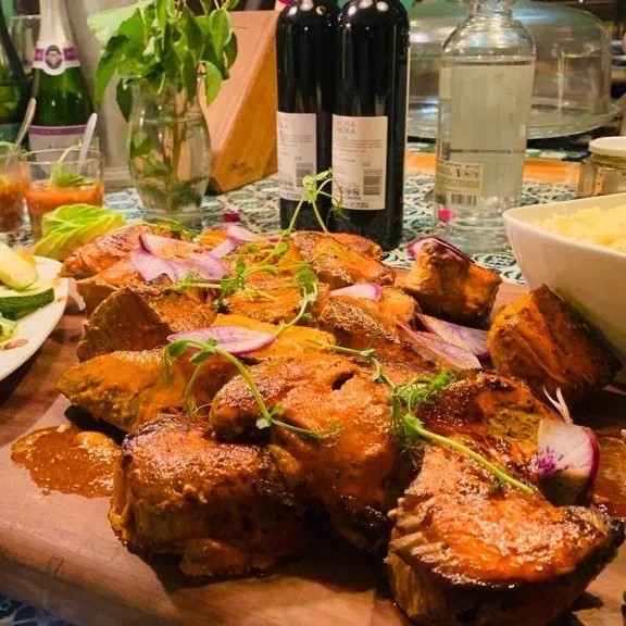 Image alt description