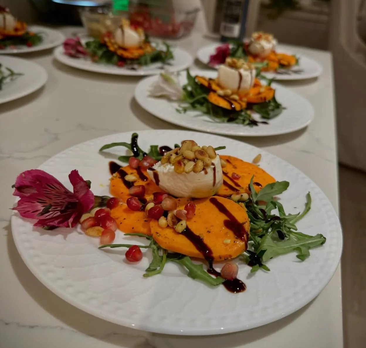 Image alt description