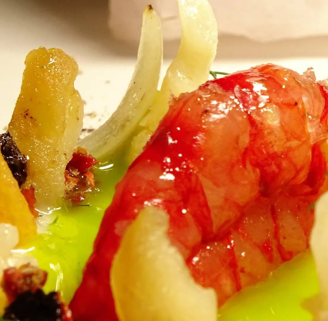 Image alt description