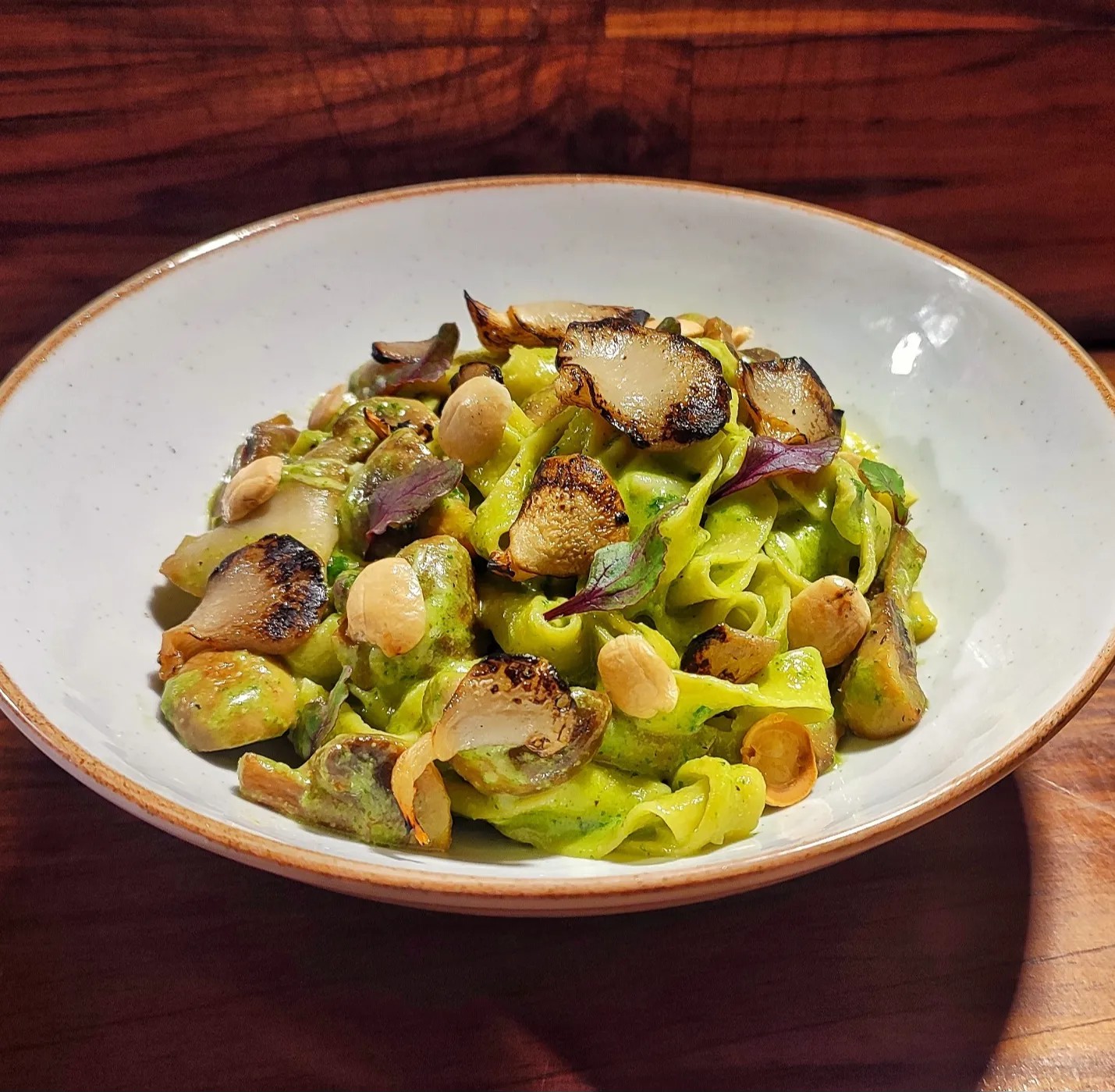 Image alt description