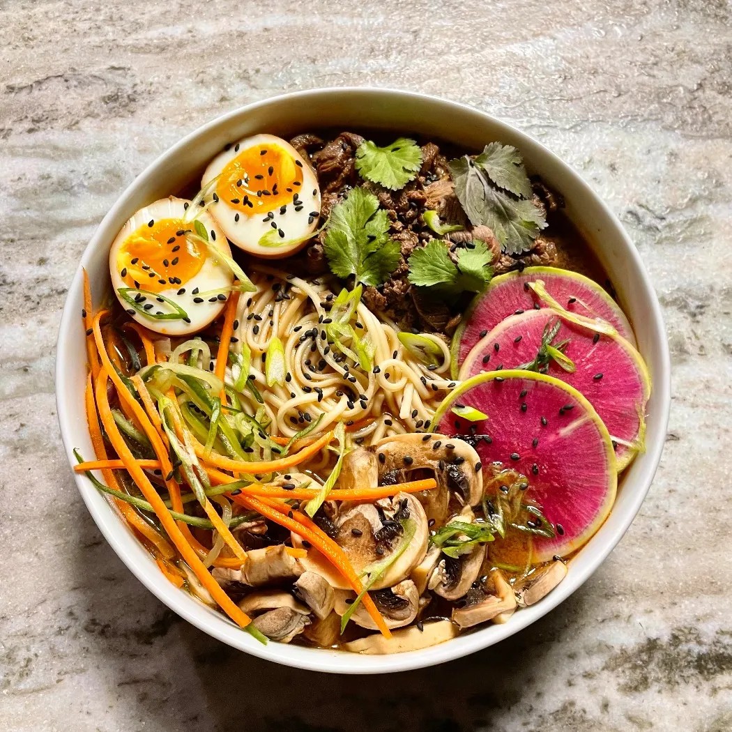 Image alt description