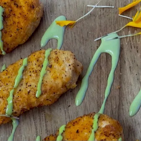 Image alt description