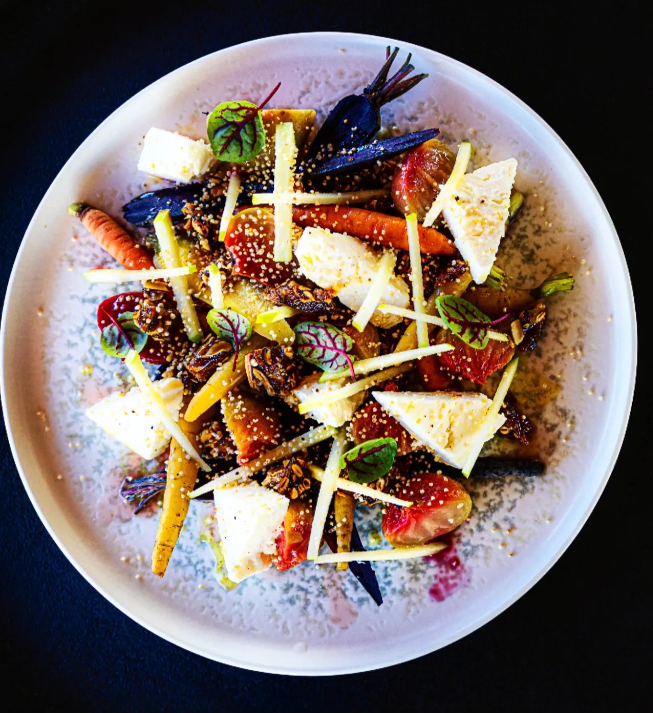 Image alt description