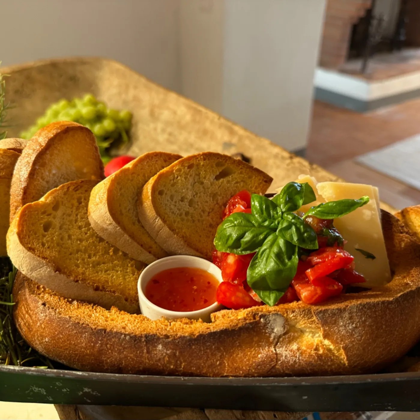 Image alt description